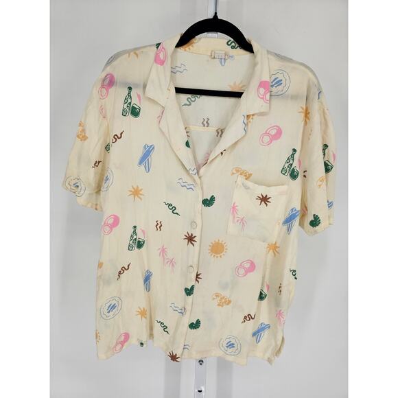 Cotton On Womens Sz M Short Sleeve Button Up Shirt Fun All Over Beach Print - Picture 1 of 4